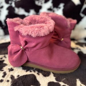 UGG Burgundy Short with Bow